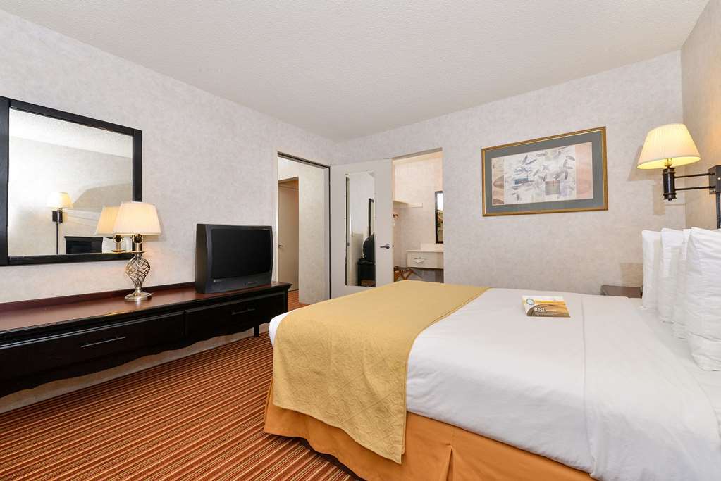 Rodeway Inn & Suites El Cajon San Diego East Room photo